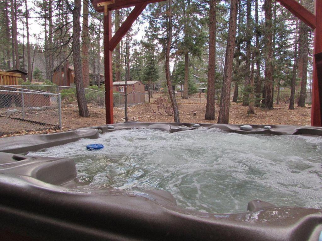 039 - Little Doe Lodge Big Bear Lake Exterior photo