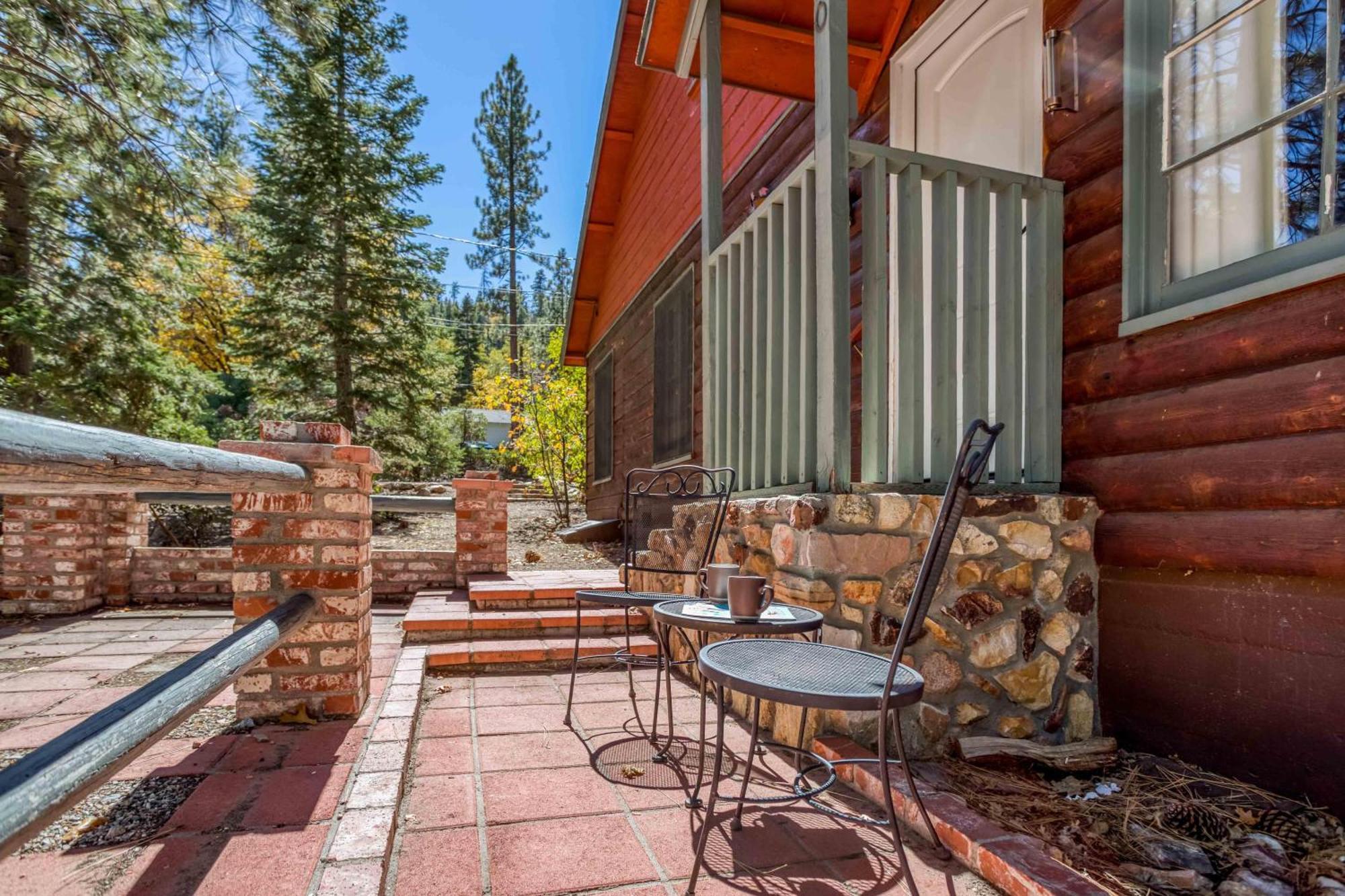 039 - Little Doe Lodge Big Bear Lake Exterior photo
